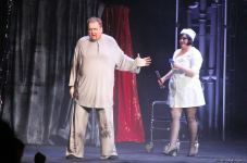 В Баку главврач Мефистофель показал эксперименты над человеческим разумом!  Деньги, слава, наслаждения…(ВИДЕО, ФОТО)