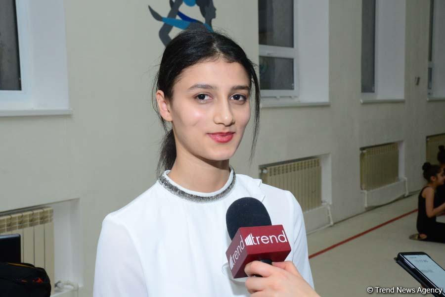 Члены национальной сборной Азербайджана по художественной гимнастике встретились с юными спортсменками (ФОТО)