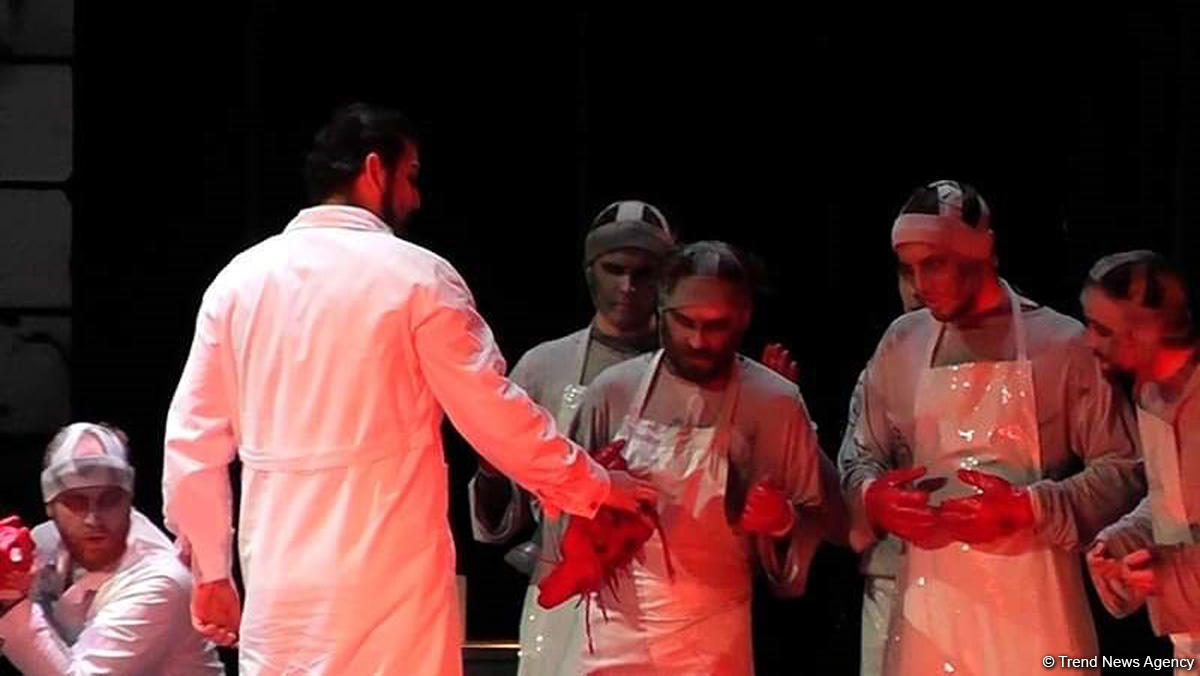 В Баку главврач Мефистофель показал эксперименты над человеческим разумом!  Деньги, слава, наслаждения…(ВИДЕО, ФОТО)