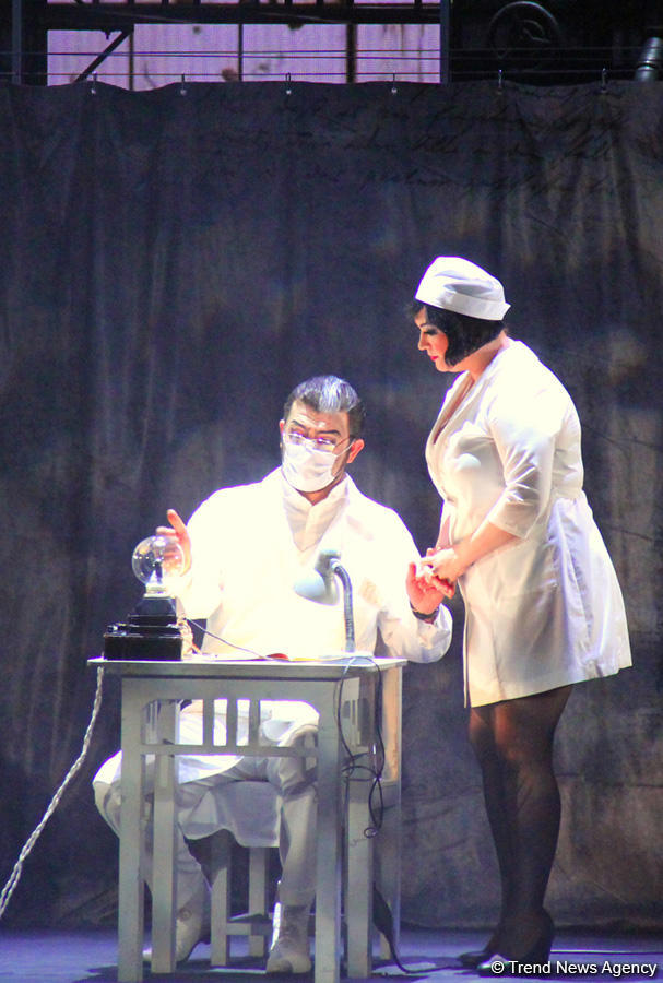 В Баку главврач Мефистофель показал эксперименты над человеческим разумом!  Деньги, слава, наслаждения…(ВИДЕО, ФОТО)