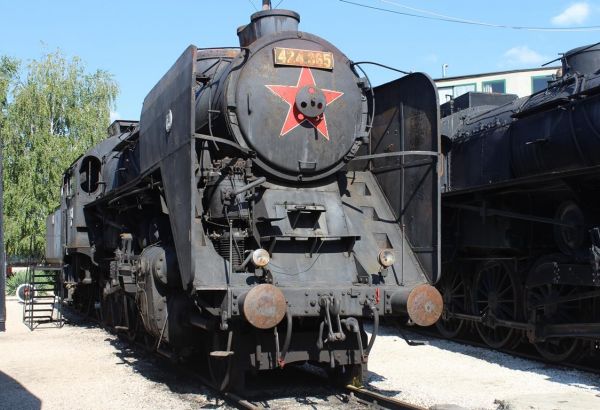 По железным дорогам из Венгрии в Азербайджан (ФОТО)