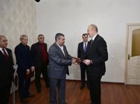 Состоялась церемония предоставления квартир и автомобилей инвалидам Карабахской войны и приравненным к ним лицам
В церемонии принял участие Президент Ильхам Алиев (ФОТО)