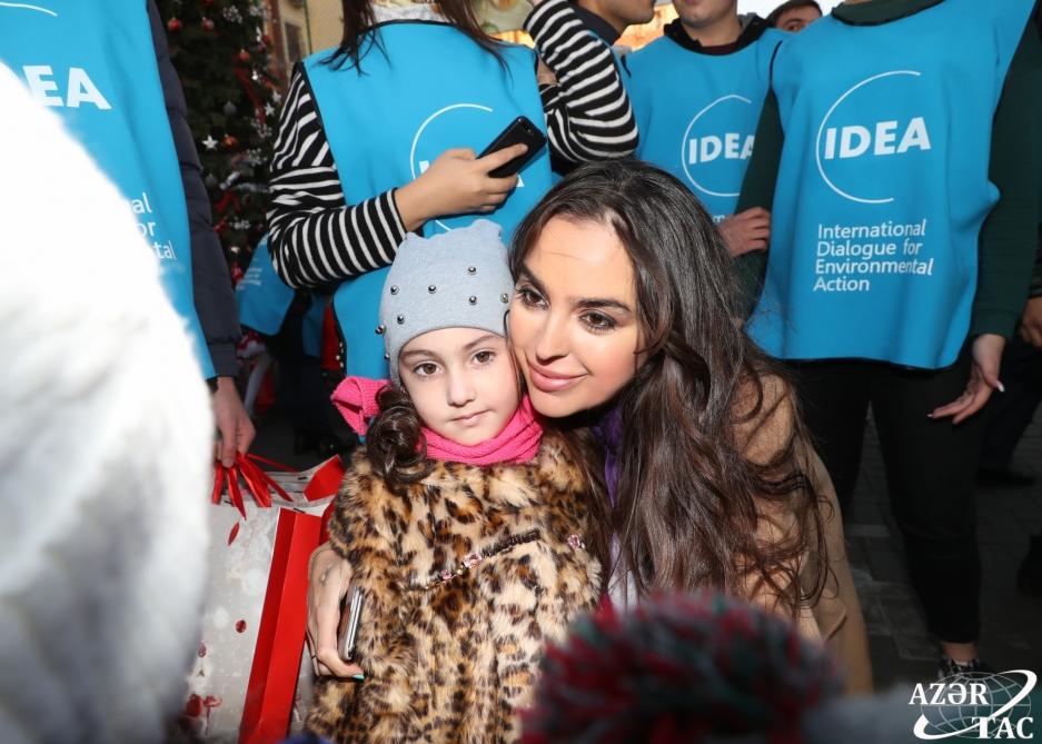 Вице-президент Фонда Гейдара Алиева Лейла Алиева приняла участие в открытии очередного двора, благоустроенного в Бинагадинском районе в рамках проекта "Наш двор" (ФОТО)