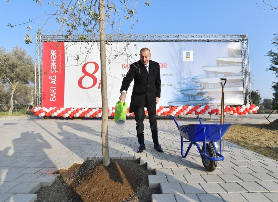 Президент Ильхам Алиев принял участие в открытии Центральной бульварной улицы в «Баку Белый город» (ФОТО)