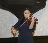 Happy New Year – артисты в Баку надели новогодние шапочки и подарили праздник (ФОТО)