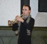 Happy New Year – артисты в Баку надели новогодние шапочки и подарили праздник (ФОТО)