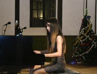 Happy New Year – артисты в Баку надели новогодние шапочки и подарили праздник (ФОТО)