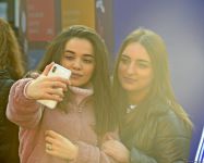 Предновогодний Баку в сверкании огней (ФОТОРЕПОРТАЖ)