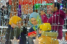 Предновогодний Баку в сверкании огней (ФОТОРЕПОРТАЖ)