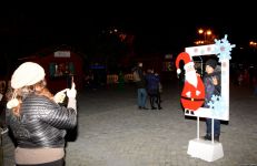 Предновогодний Баку в сверкании огней (ФОТОРЕПОРТАЖ)