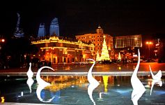 Предновогодний Баку в сверкании огней (ФОТОРЕПОРТАЖ)