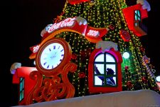 Предновогодний Баку в сверкании огней (ФОТОРЕПОРТАЖ)