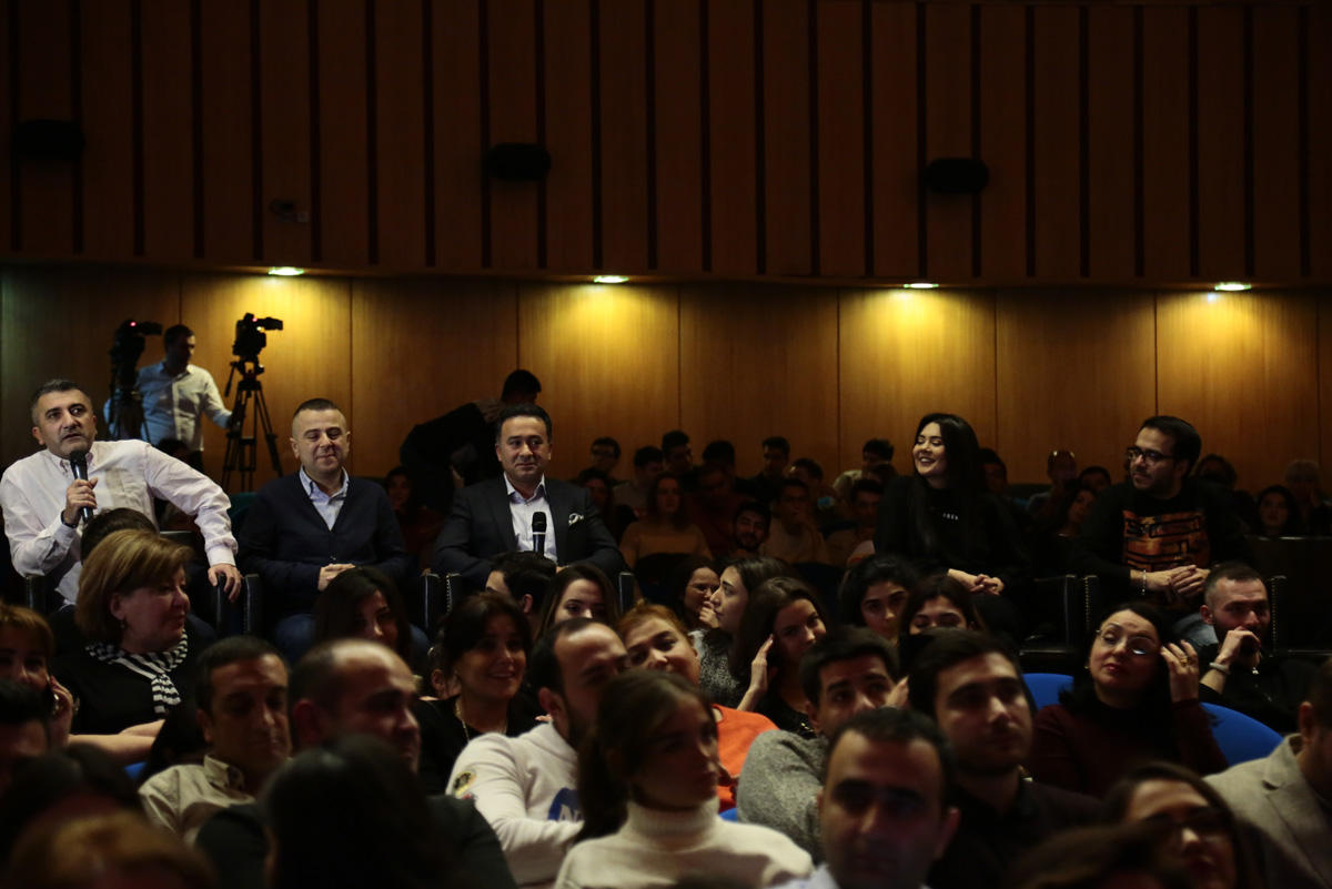 Финал Азербайджанской Лиги Смеха – неожиданный чемпион, скандал, годовщина свадьбы (ФОТО)