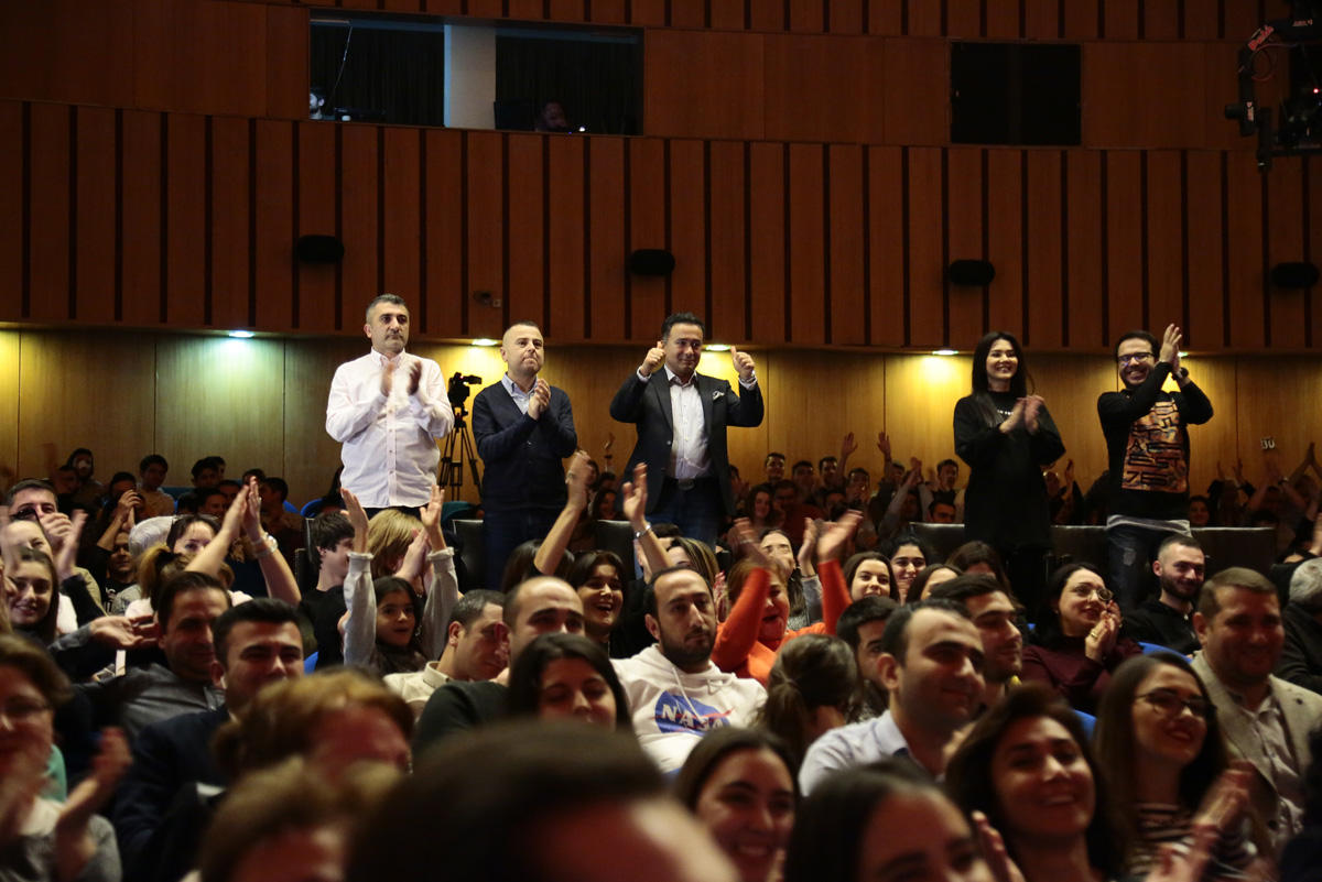 Финал Азербайджанской Лиги Смеха – неожиданный чемпион, скандал, годовщина свадьбы (ФОТО)