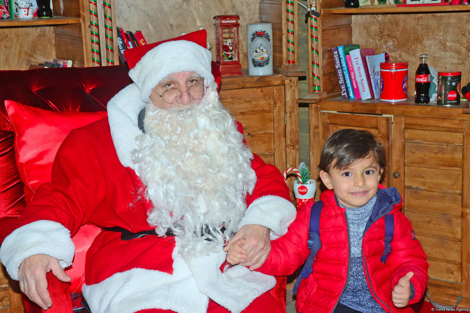 Предновогодний Баку в сверкании огней (ФОТОРЕПОРТАЖ)