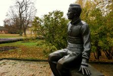 Лермонтовские встречи в Азербайджане. Студенты учились писать гусиными перьями (ФОТО)