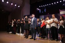 Это азербайджанская пятилетка: У меня сводило скулы и болел живот от смеха! (ФОТО)