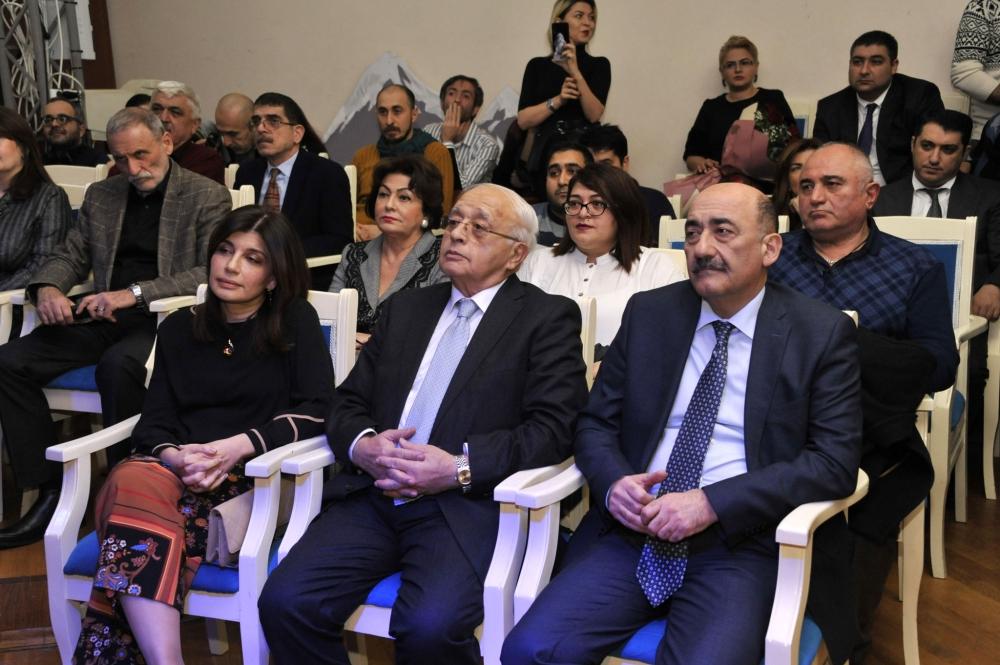 Мистическая драма в Баку (ФОТО)