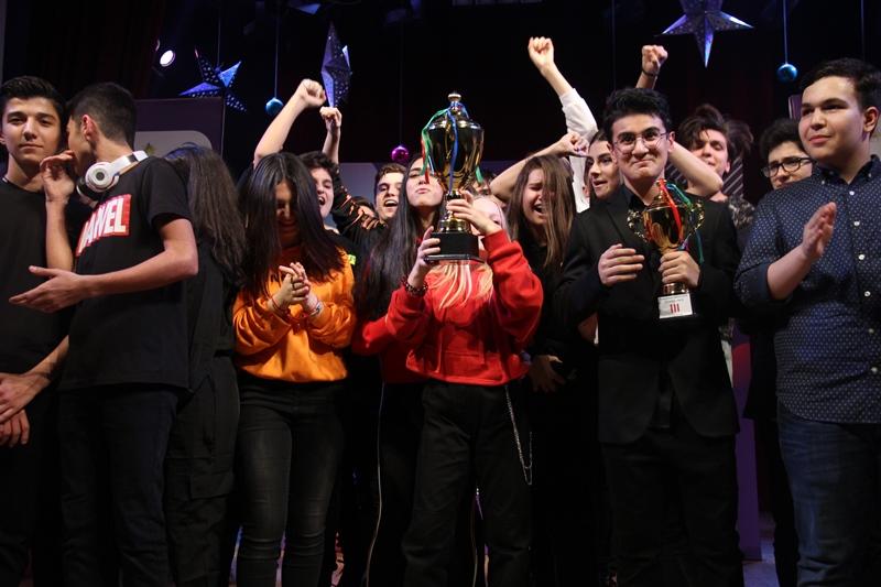 Это азербайджанская пятилетка: У меня сводило скулы и болел живот от смеха! (ФОТО)