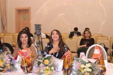 Матери стали дизайнерами, дети - моделями! В Баку прошло семейное дефиле (ФОТО)