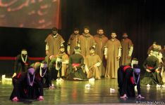 Грандиозным завершением Года Насими в Азербайджане стал спектакль "Пассион Насими" (ВИДЕО/ФОТО)