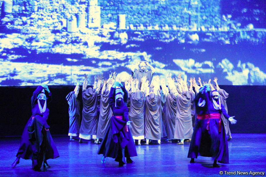 Грандиозным завершением Года Насими в Азербайджане стал спектакль "Пассион Насими" (ВИДЕО/ФОТО)