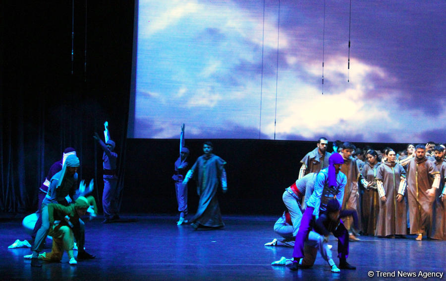 Грандиозным завершением Года Насими в Азербайджане стал спектакль "Пассион Насими" (ВИДЕО/ФОТО)