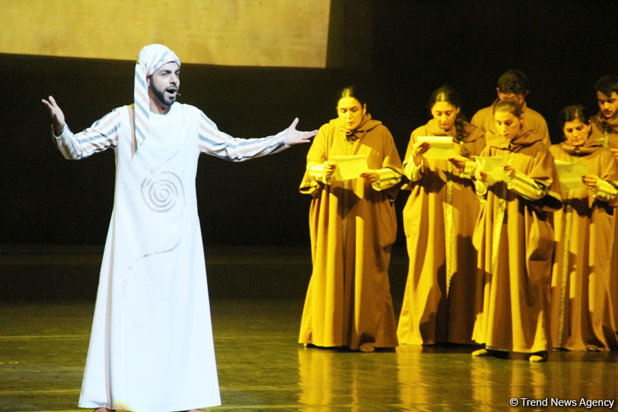 Грандиозным завершением Года Насими в Азербайджане стал спектакль "Пассион Насими" (ВИДЕО/ФОТО)