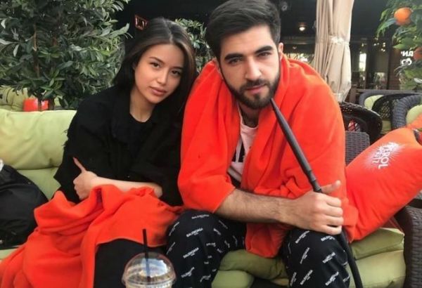 Азербайджанский певец после свадьбы заинтересовался красавицей из магазина (ВИДЕО)