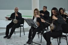 Международный центр мугама отметил 11-летие под звуки кяманчи (ФОТО)