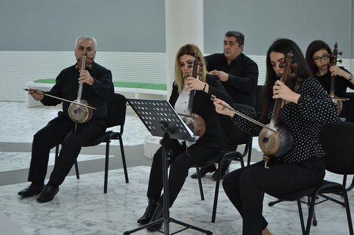 Международный центр мугама отметил 11-летие под звуки кяманчи (ФОТО)