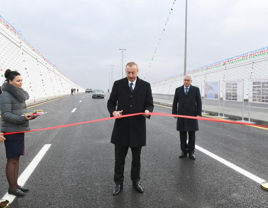 Президент Ильхам Алиев принял участие в открытии автомобильного туннеля в поселке Пиршаги (ФОТО)