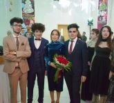 В Бакинском филиале МГУ имени М.В.Ломоносова прошел традиционный красочный новогодний вечер (ФОТО)