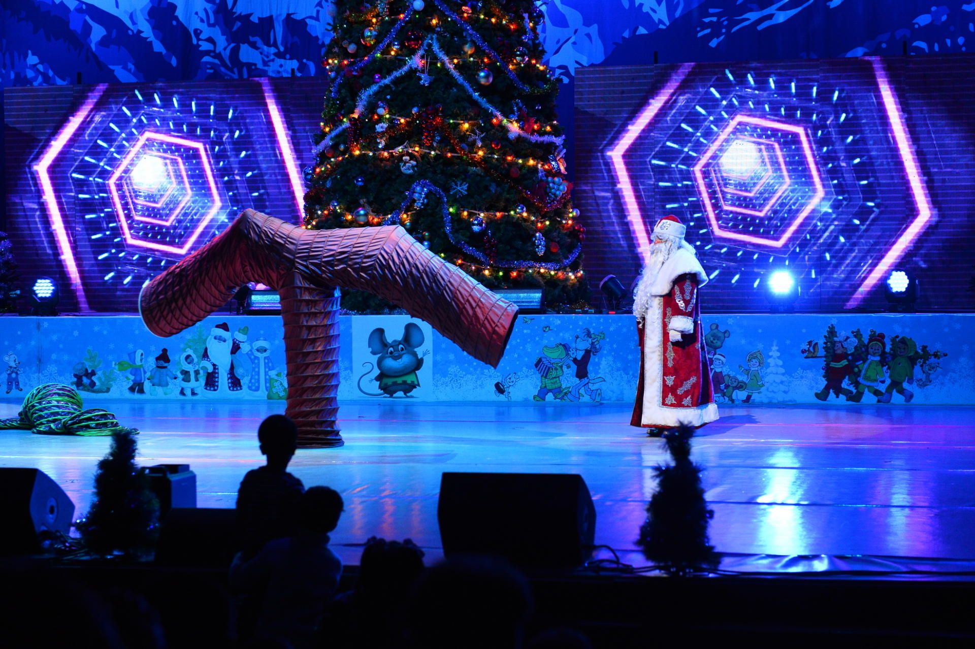 Новогодний карнавал в Баку (ФОТО)