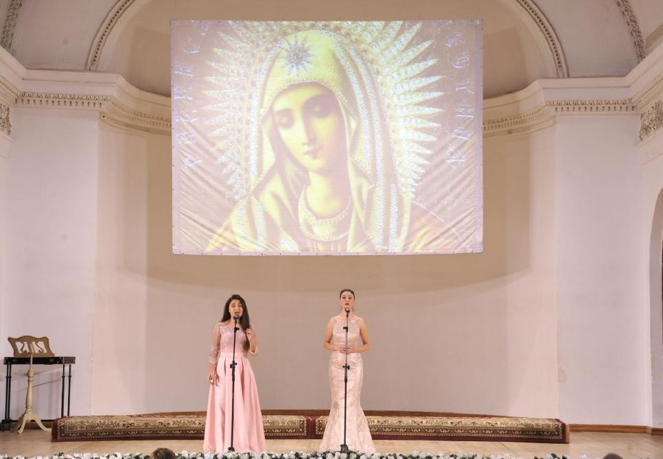 В Баку праздничным концертом отметили Рождество Христово (ФОТО)