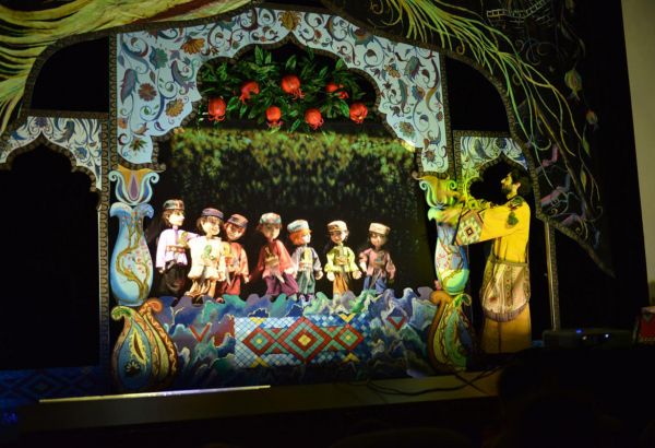 "Семь гранатовых веток"  - первая премьера в новом году (ФОТО)