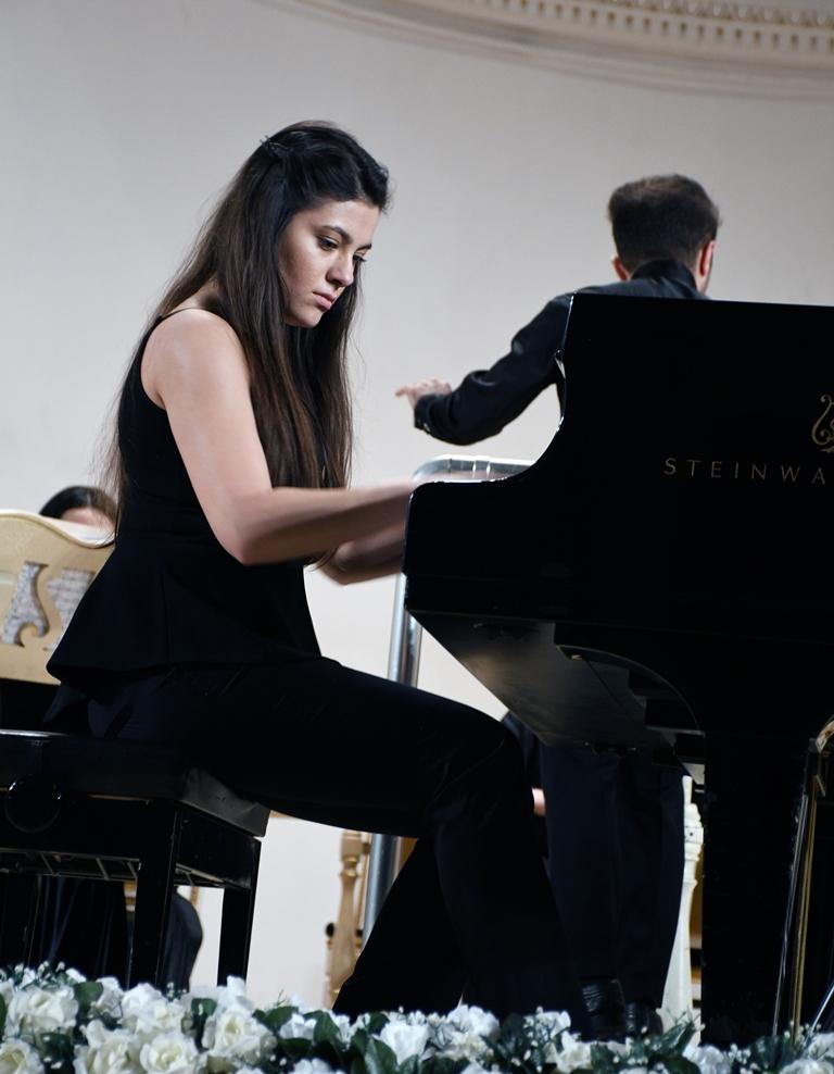 В Баку отметили Старый Новый год музыкальными ритмами (ФОТО)