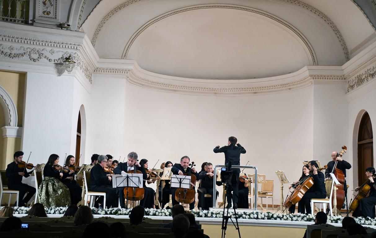 В Баку отметили Старый Новый год музыкальными ритмами (ФОТО)