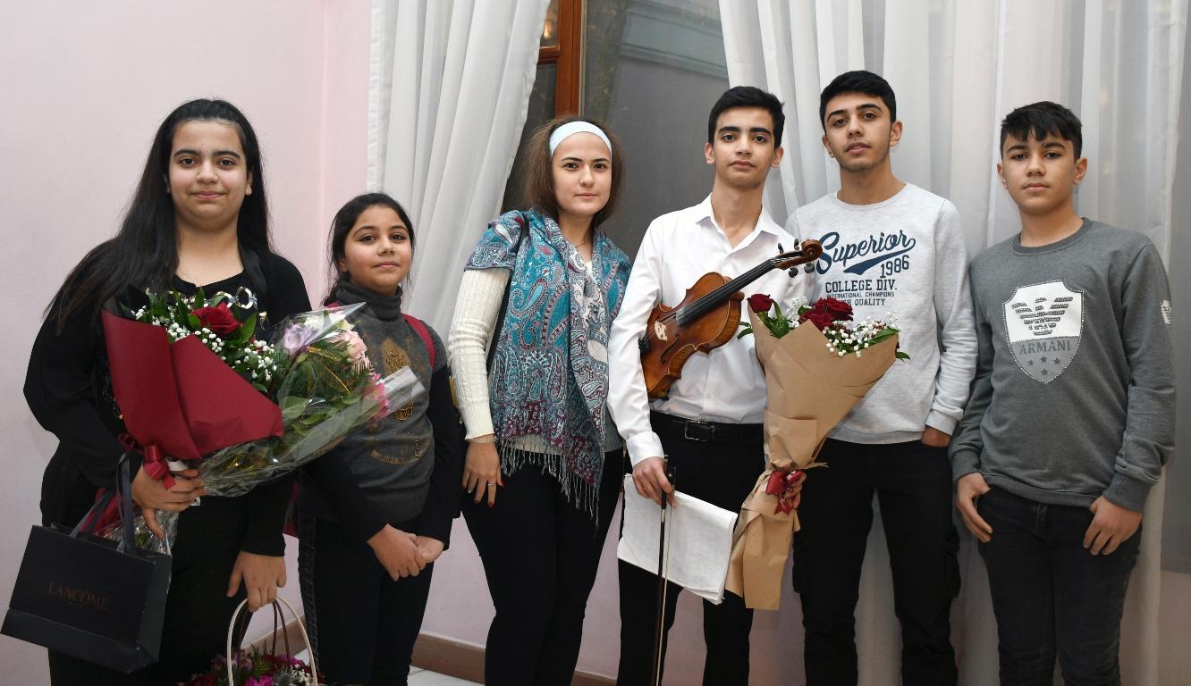 В Баку отметили Старый Новый год музыкальными ритмами (ФОТО)