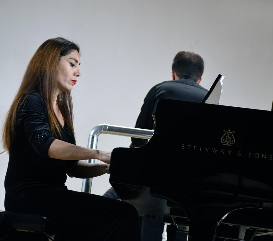 В Баку отметили Старый Новый год музыкальными ритмами (ФОТО)