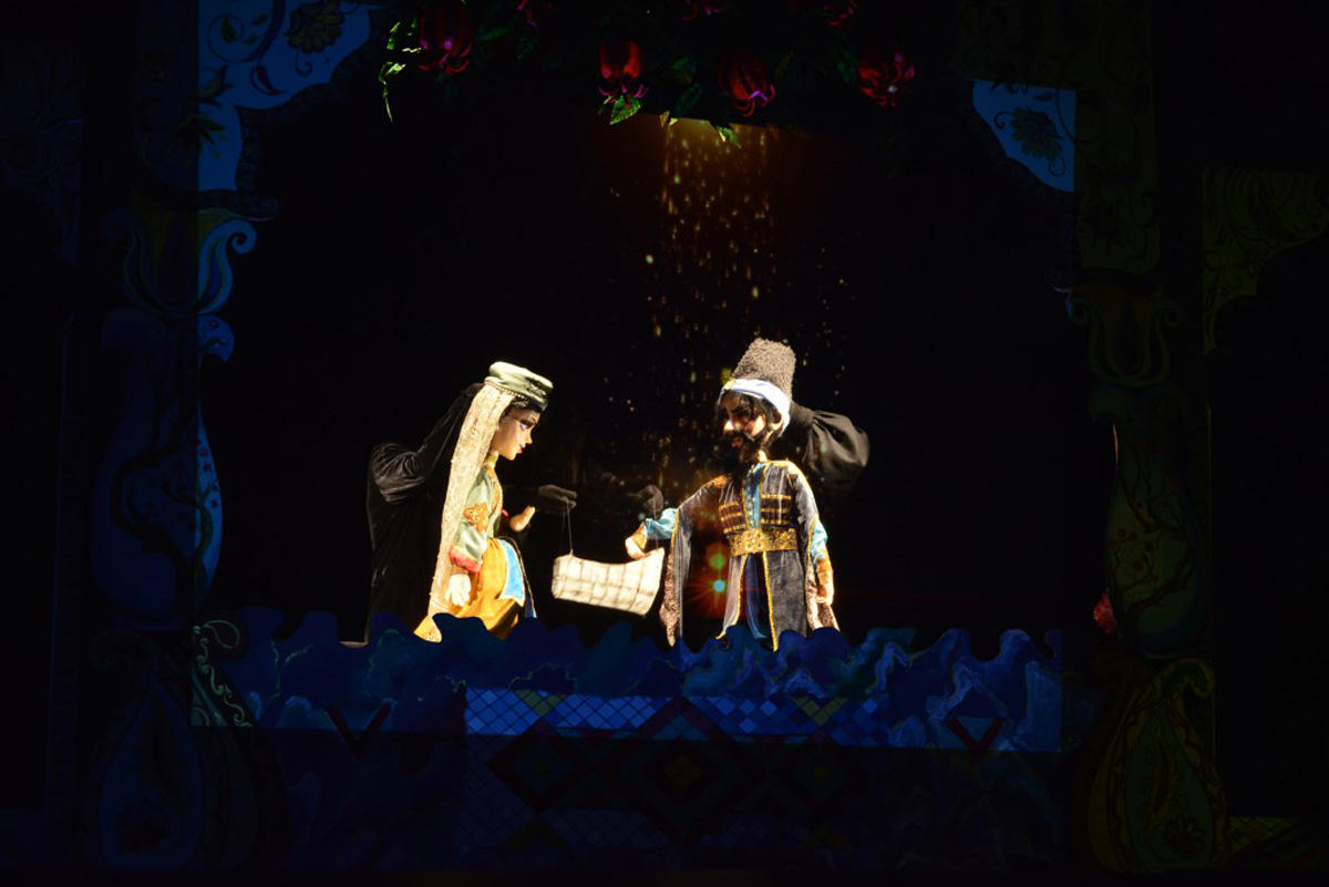 "Семь гранатовых веток"  - первая премьера в новом году (ФОТО)