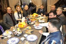 Фуд-блогеры и звезды Азербайджана объединились для пропаганды пряной кухни (ФОТО)