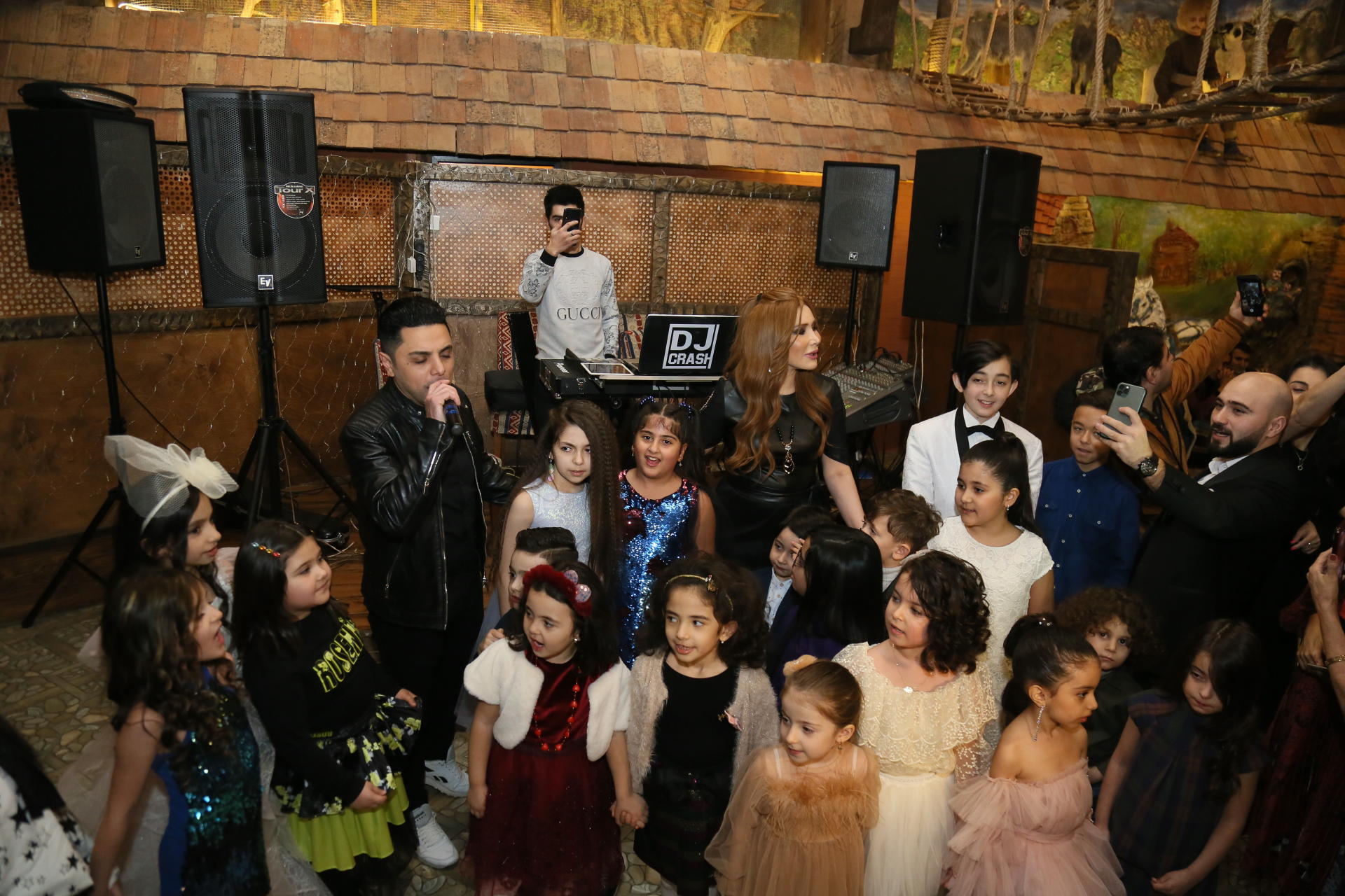 Фахрия Халафова объединила женщин для благотворительного  проекта "Дарующие радость" (ФОТО/ВИДЕО)