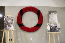 В Бакинском метро открылась фотовыставка "30 лет кровавой истории 20 Января" (ФОТО)