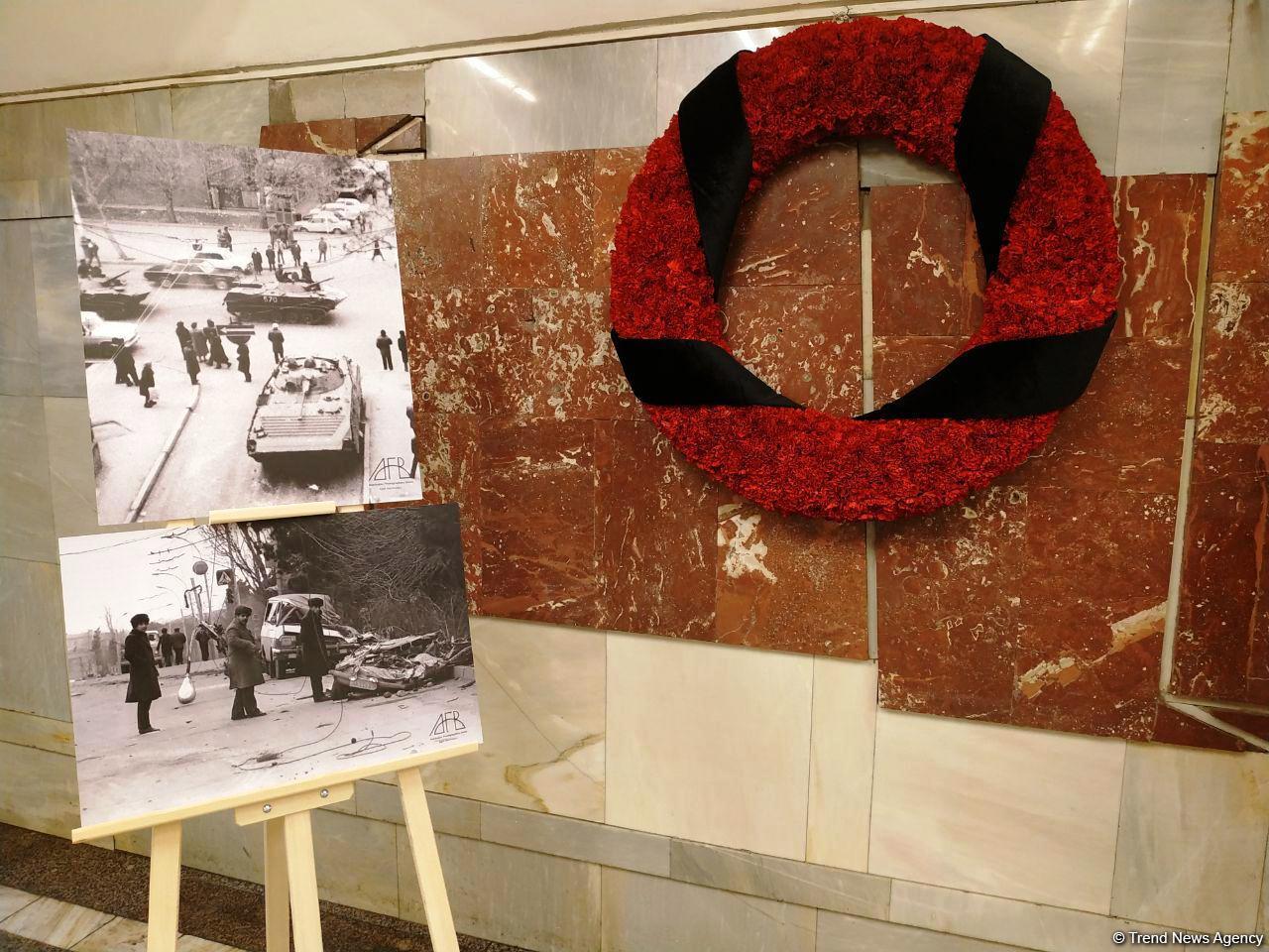 В Бакинском метро открылась фотовыставка "30 лет кровавой истории 20 Января" (ФОТО)