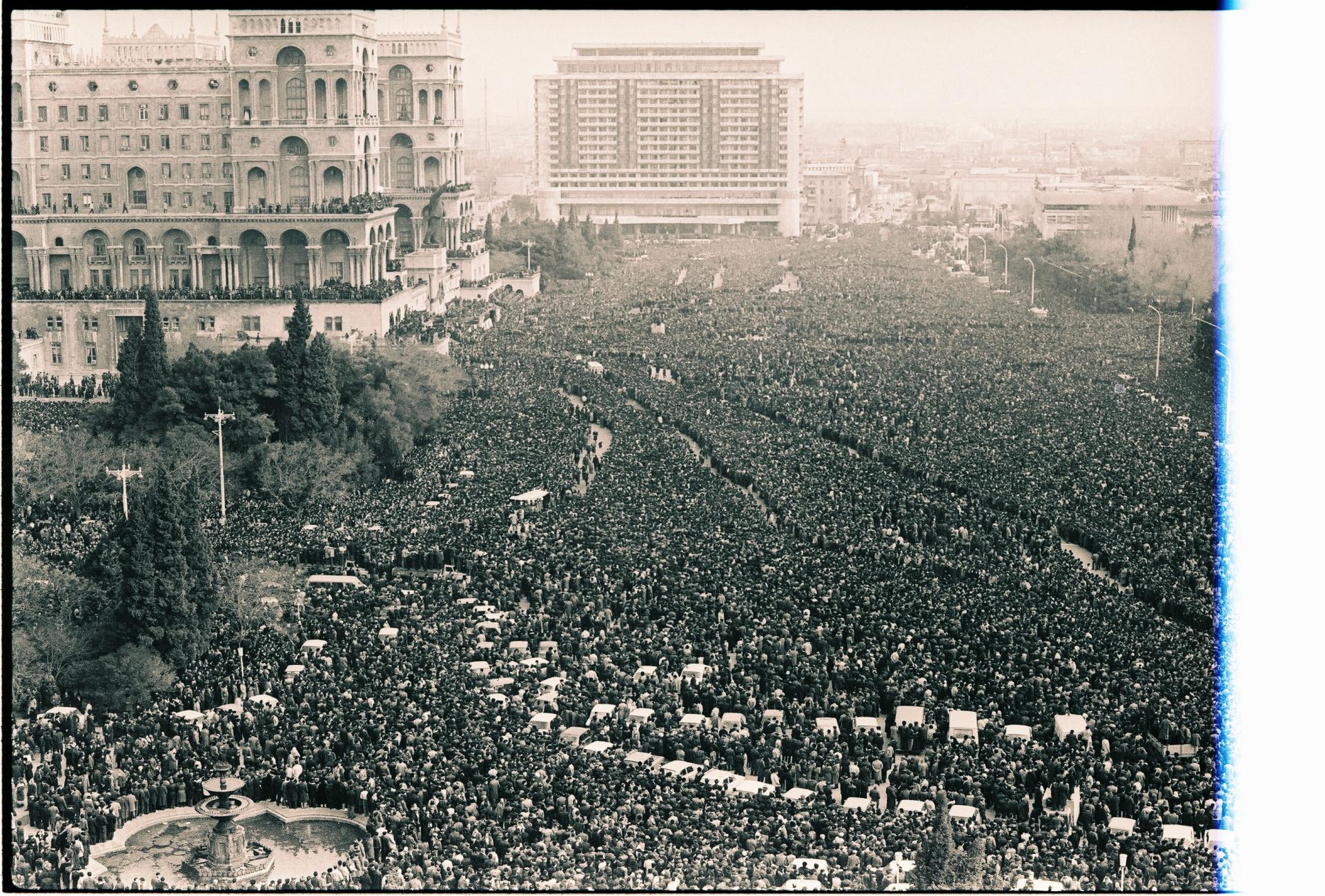 Памяти Фарида Хайрулина – фотожурналиста, донесшего миру правду о 20 Января в период информационной блокады (ФОТО)