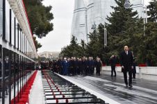 Президент Ильхам Алиев и Первая леди Мехрибан Алиева почтили светлую память шехидов 20 Января (ФОТО/ВИДЕО)