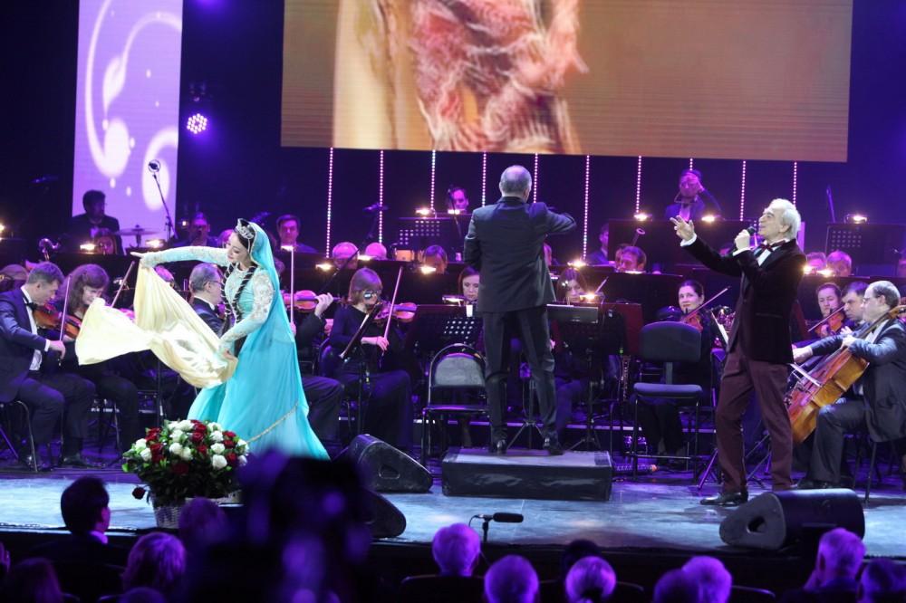 Грандиозный юбилей Полада Бюльбюльоглу в Москве вместе с друзьями (ФОТО)