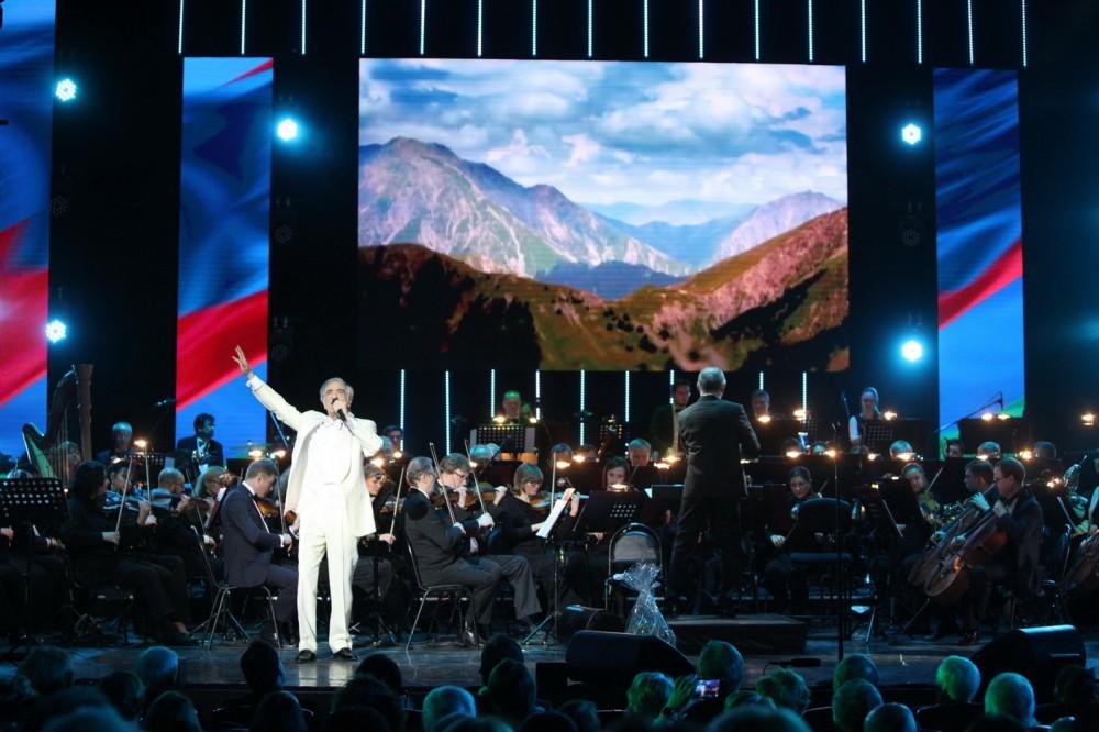 Грандиозный юбилей Полада Бюльбюльоглу в Москве вместе с друзьями (ФОТО)