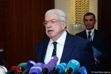 В столице Азербайджана, в рамках конференции "Баку-Москва - диалог культур", состоялось открытие круглого стола (ФОТО)